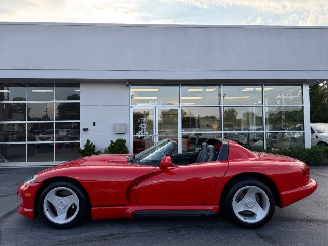 dodge viper 1994 1B3BR65E4RV102098 image dodge viper 1994 1B3BR65E4RV102098 image