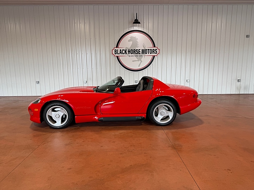 dodge viper 1994 1B3BR65E8RV100094 image dodge viper 1994 1B3BR65E8RV100094 image