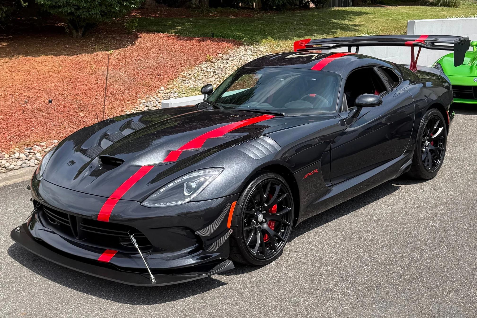 dodge viper 2017 1C3BDECZ7HV500471 image dodge viper 2017 1C3BDECZ7HV500471 image