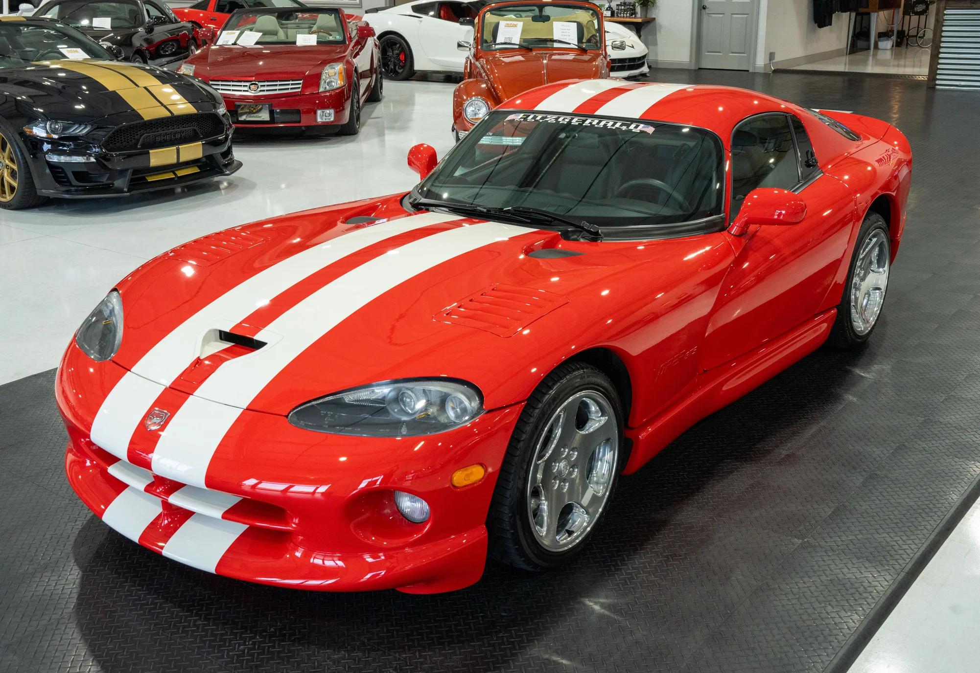 dodge viper 2002 1B3ER69E52V102821 image dodge viper 2002 1B3ER69E52V102821 image
