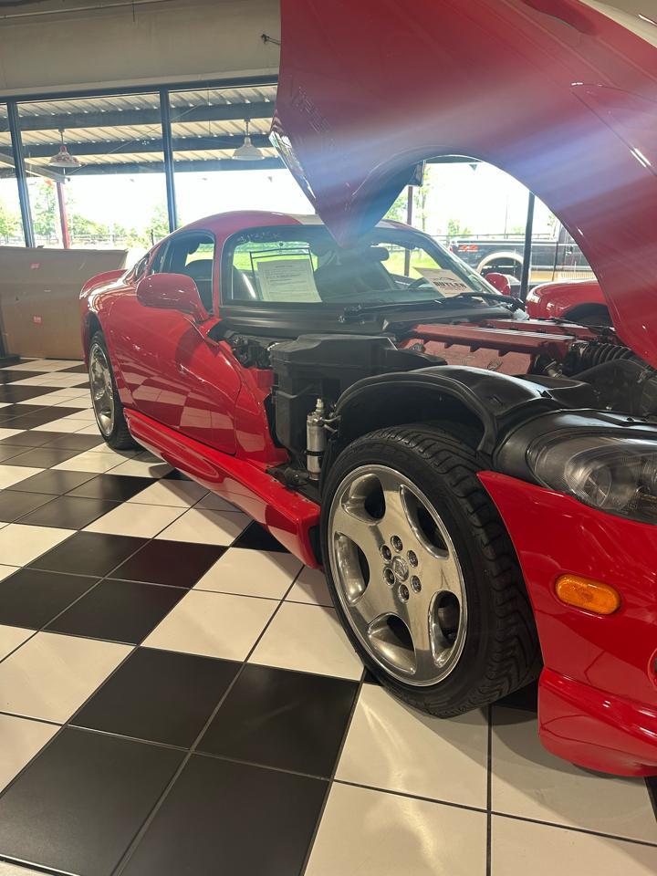 dodge viper 2002 1B3ER69E72V102657 image dodge viper 2002 1B3ER69E72V102657 image