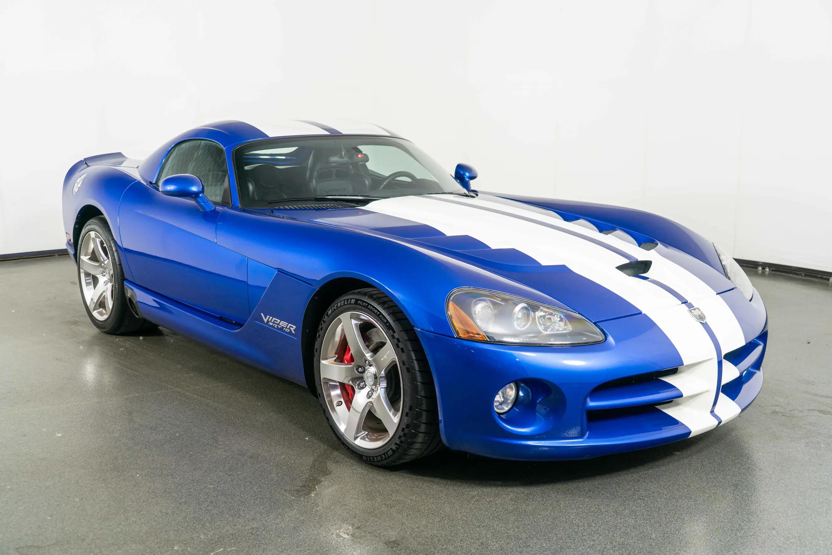 dodge viper 2010 1B3AZ6JZXAV100011 image dodge viper 2010 1B3AZ6JZXAV100011 image