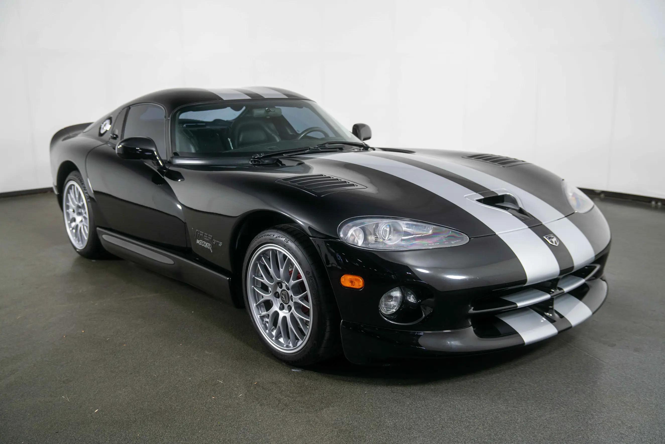 dodge viper 1999 1B3ER69E7XV502693 image dodge viper 1999 1B3ER69E7XV502693 image