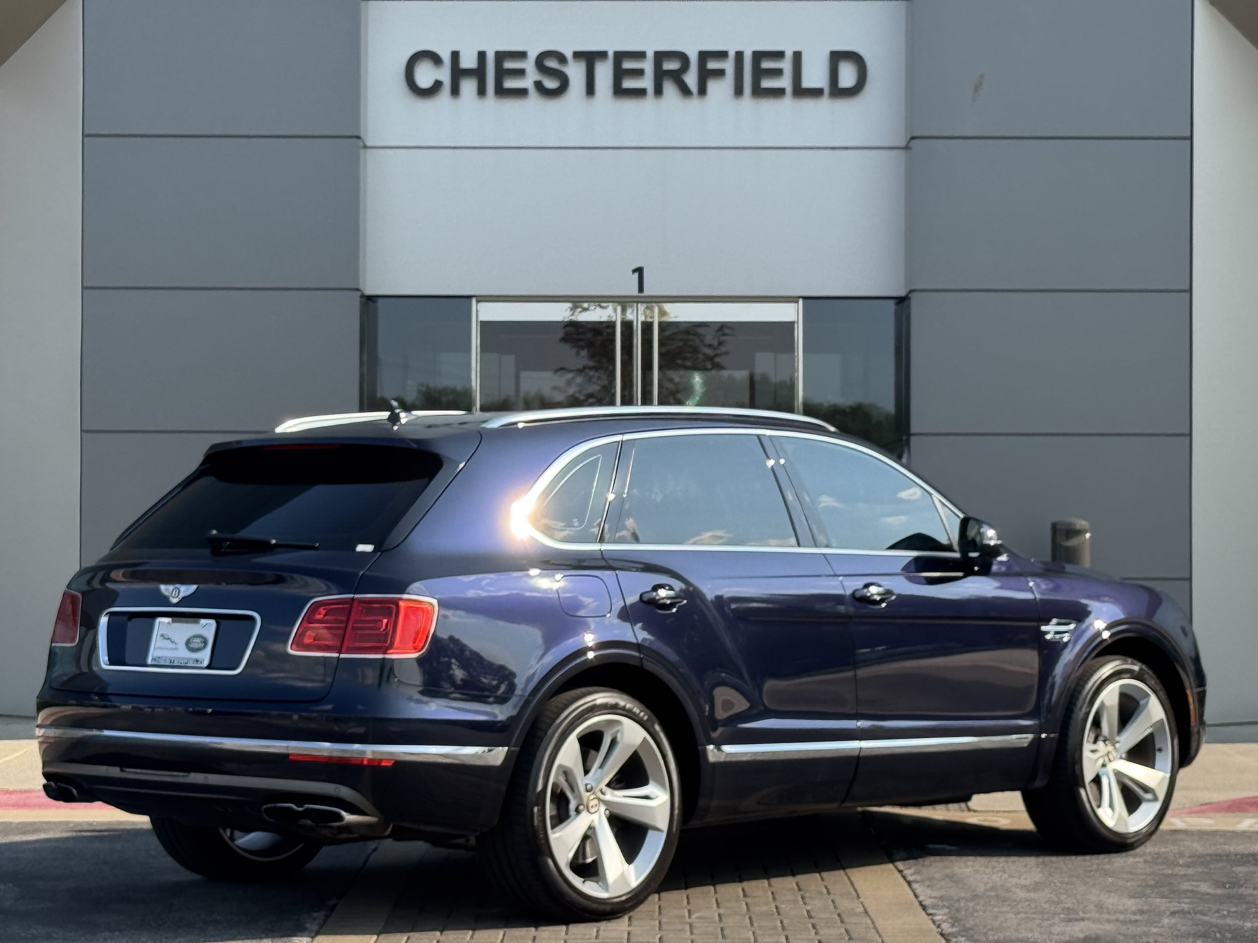 bentley bentayga 2019 SJAAM2ZV0KC025907 image bentley bentayga 2019 SJAAM2ZV0KC025907 image