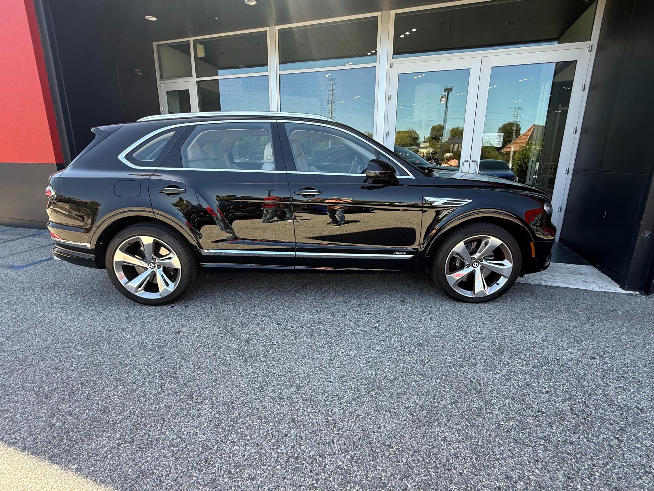 bentley bentayga 2024 SJAAT2ZV0RC026052 image bentley bentayga 2024 SJAAT2ZV0RC026052 image