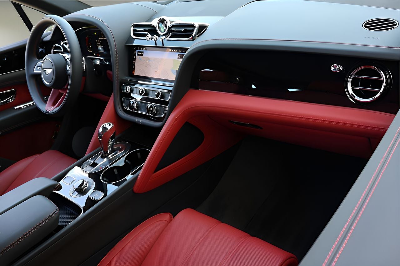 bentley bentayga 2025 SJAAT2ZV8SC031425 image bentley bentayga 2025 SJAAT2ZV8SC031425 image