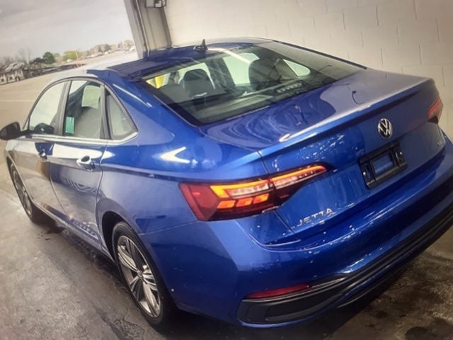 volkswagen jetta 2023 3VWEM7BU7PM013769 image volkswagen jetta 2023 3VWEM7BU7PM013769 image