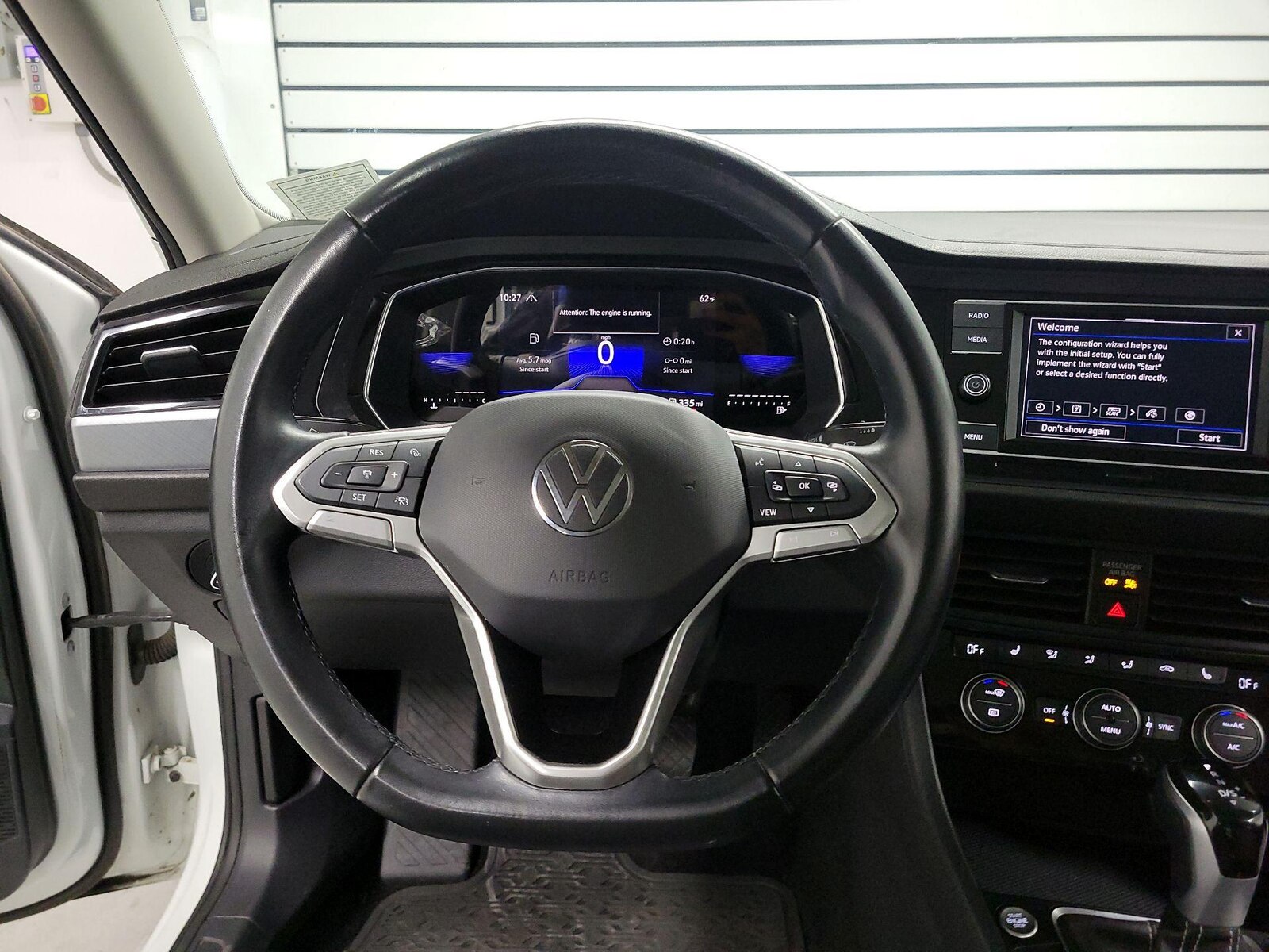 volkswagen jetta 2023 3VW7M7BUXPM020689 image volkswagen jetta 2023 3VW7M7BUXPM020689 image