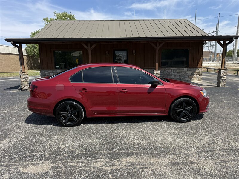 volkswagen jetta 2016 3VW167AJ9GM413638 image volkswagen jetta 2016 3VW167AJ9GM413638 image