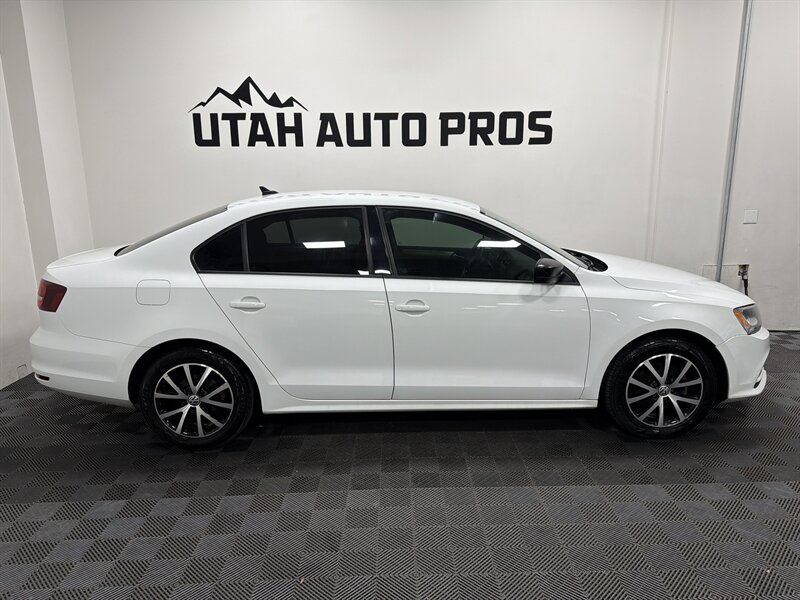 volkswagen jetta 2016 3VWB67AJ8GM412436 image volkswagen jetta 2016 3VWB67AJ8GM412436 image