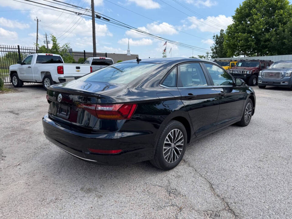 volkswagen jetta 2019 3VWC57BU8KM046681 image volkswagen jetta 2019 3VWC57BU8KM046681 image