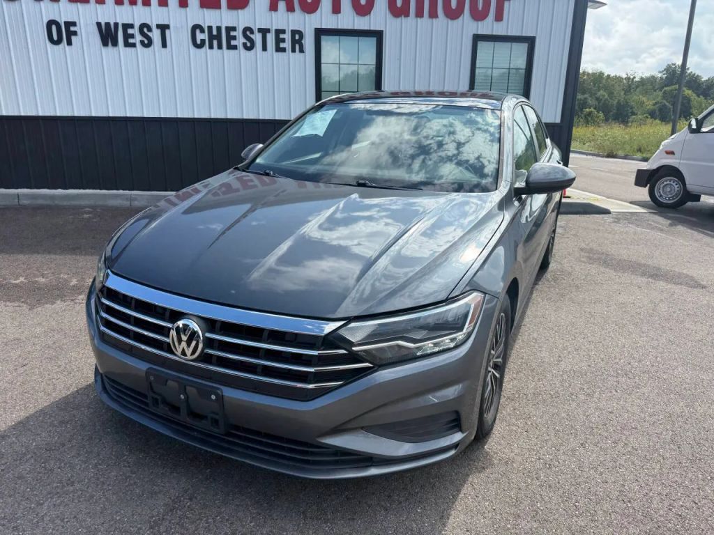 volkswagen jetta 2019 3VWC57BU1KM185261 image volkswagen jetta 2019 3VWC57BU1KM185261 image