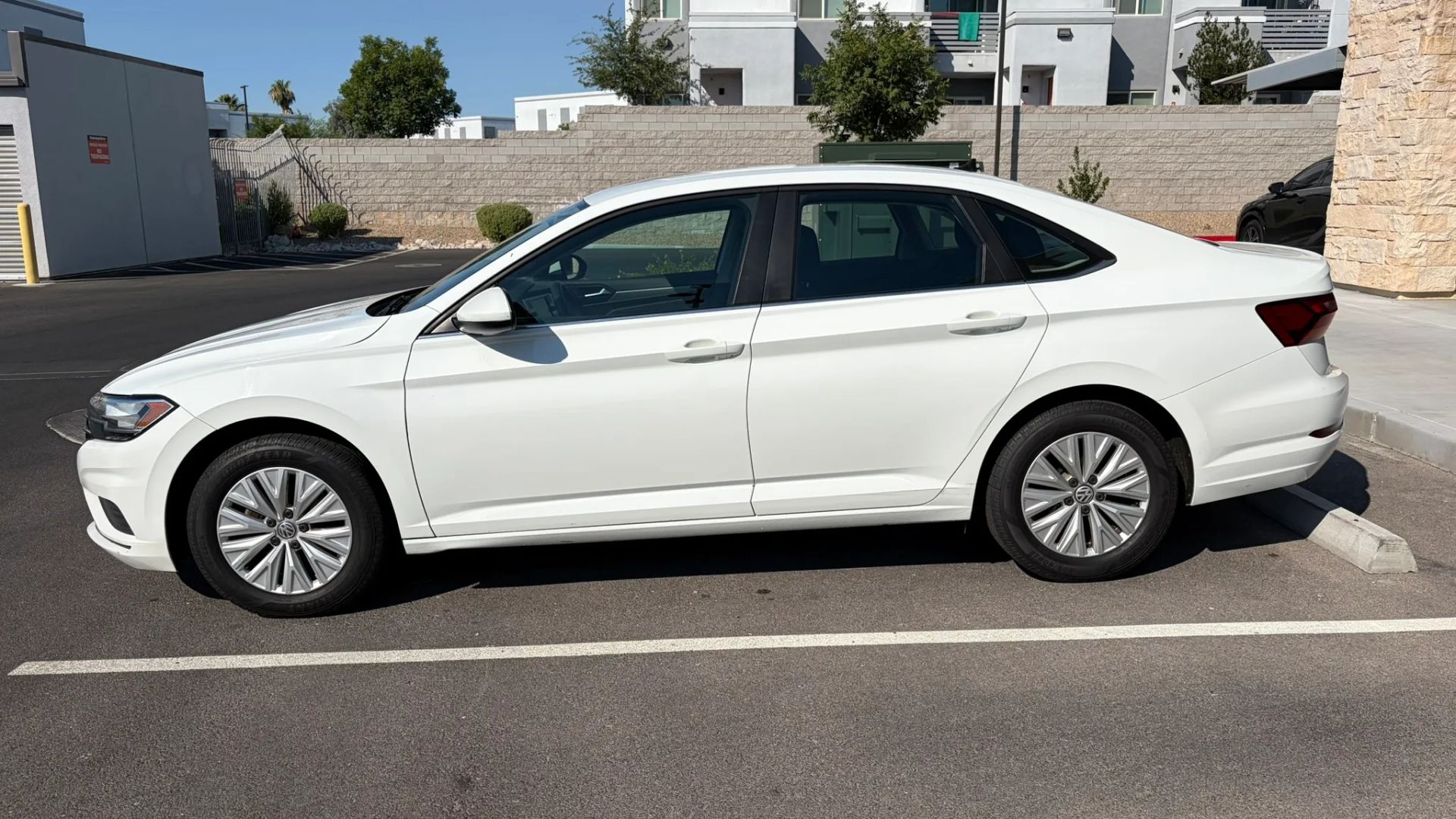 volkswagen jetta 2019 3VWC57BU0KM227144 image volkswagen jetta 2019 3VWC57BU0KM227144 image
