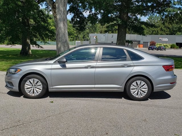 volkswagen jetta 2019 3VWC57BU7KM249299 image volkswagen jetta 2019 3VWC57BU7KM249299 image
