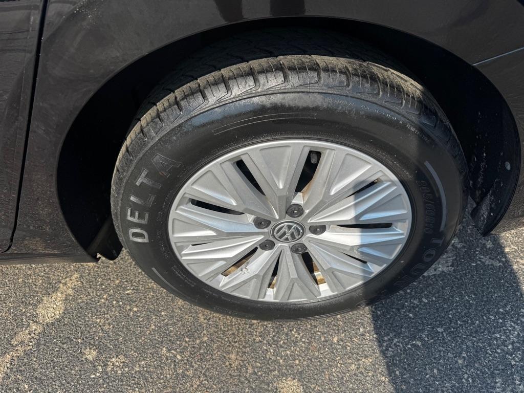 volkswagen jetta 2019 3VWC57BU5KM110921 image volkswagen jetta 2019 3VWC57BU5KM110921 image