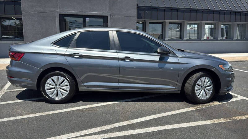 volkswagen jetta 2019 3VWC57BU6KM081803 image volkswagen jetta 2019 3VWC57BU6KM081803 image
