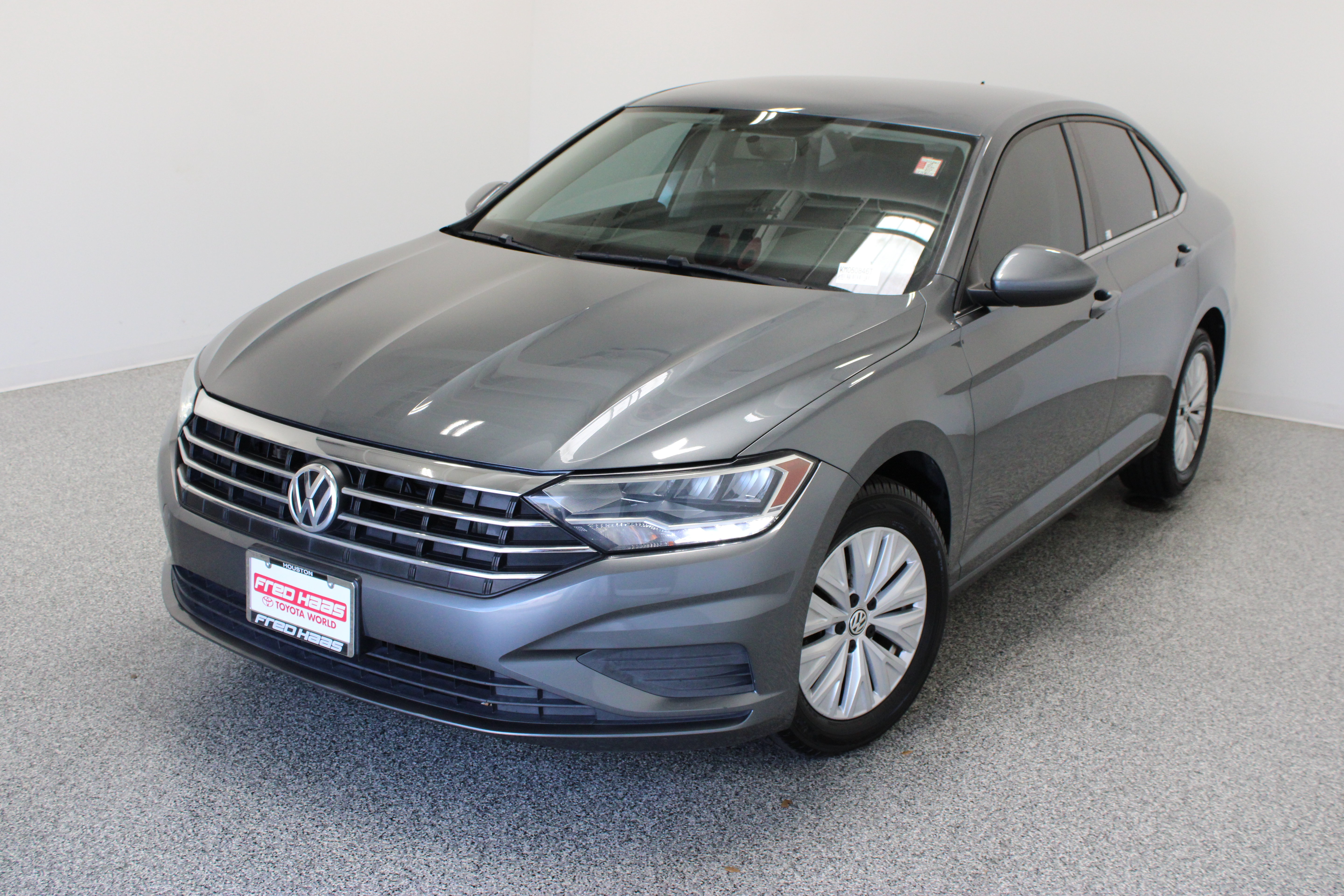 volkswagen jetta 2019 3VWC57BU1KM050846 image volkswagen jetta 2019 3VWC57BU1KM050846 image