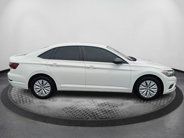 volkswagen jetta 2019 3VWC57BUXKM072778 image volkswagen jetta 2019 3VWC57BUXKM072778 image