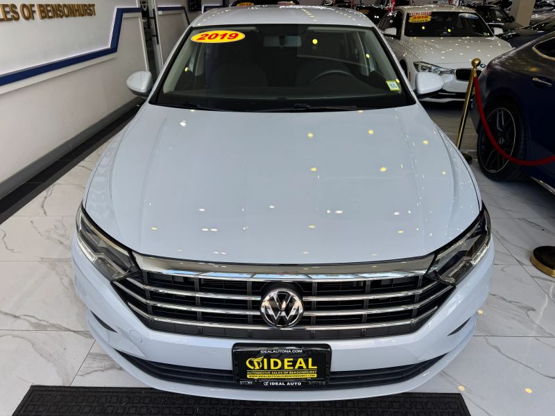 volkswagen jetta 2019 3VWC57BU1KM030032 image volkswagen jetta 2019 3VWC57BU1KM030032 image
