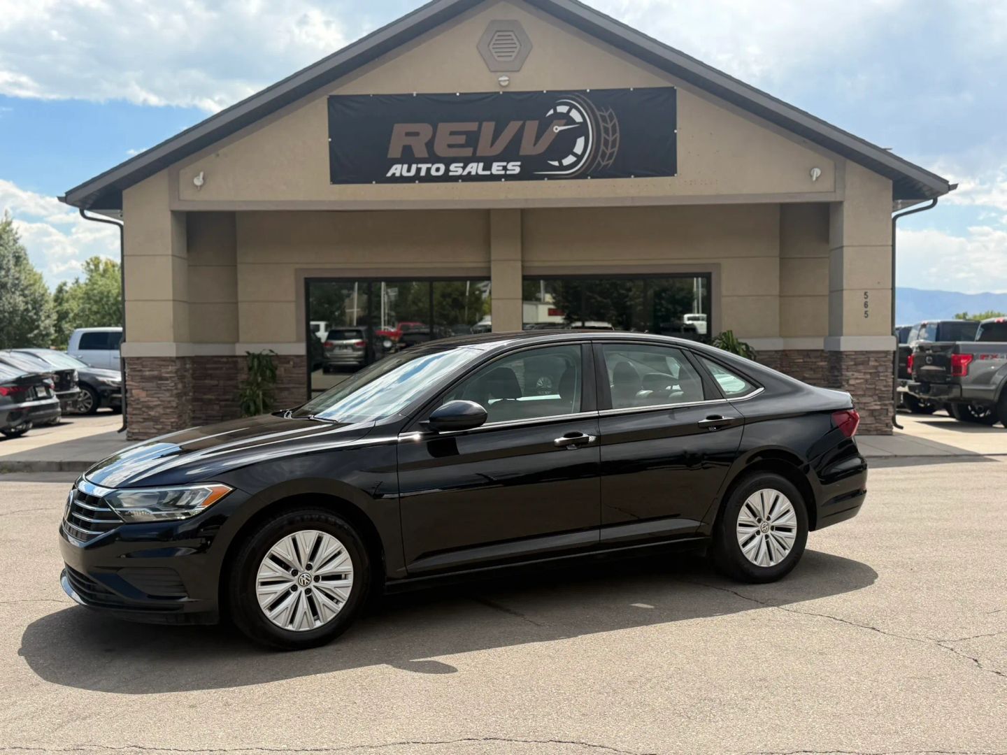 volkswagen jetta 2019 3VWC57BU8KM087327 image volkswagen jetta 2019 3VWC57BU8KM087327 image