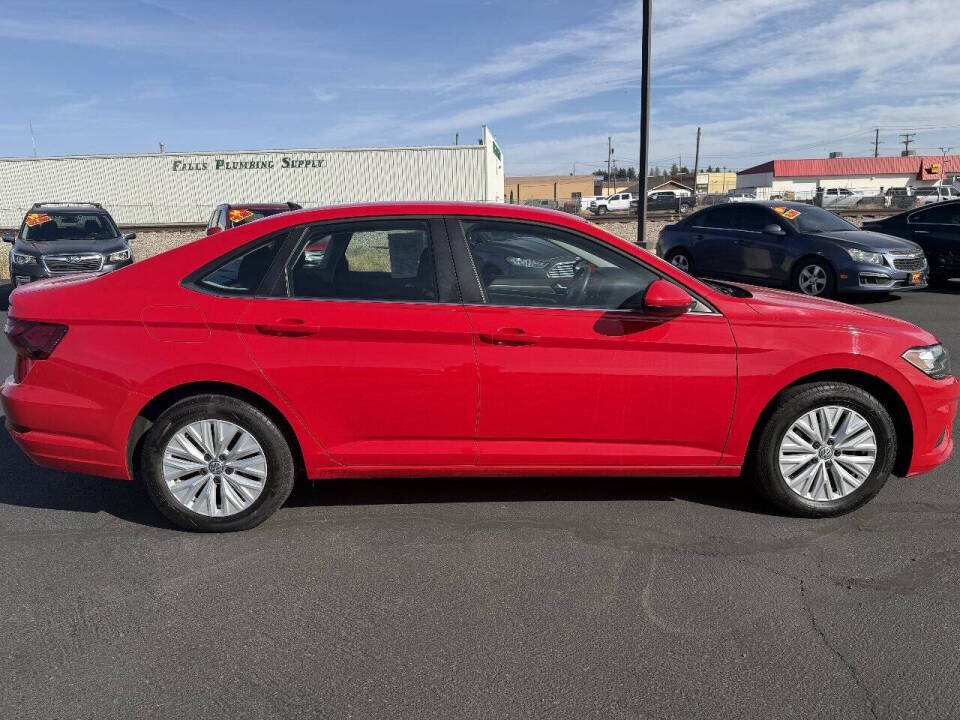 volkswagen jetta 2019 3VWC57BU0KM128730 image volkswagen jetta 2019 3VWC57BU0KM128730 image