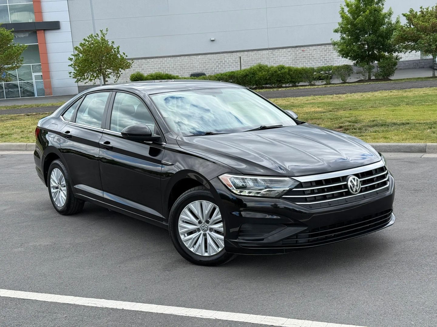 volkswagen jetta 2019 3VWC57BU0KM071901 image volkswagen jetta 2019 3VWC57BU0KM071901 image