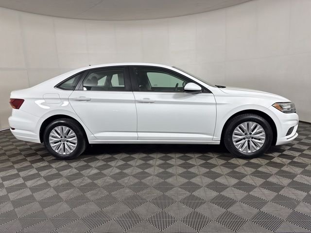 volkswagen jetta 2019 3VWC57BU3KM145716 image volkswagen jetta 2019 3VWC57BU3KM145716 image