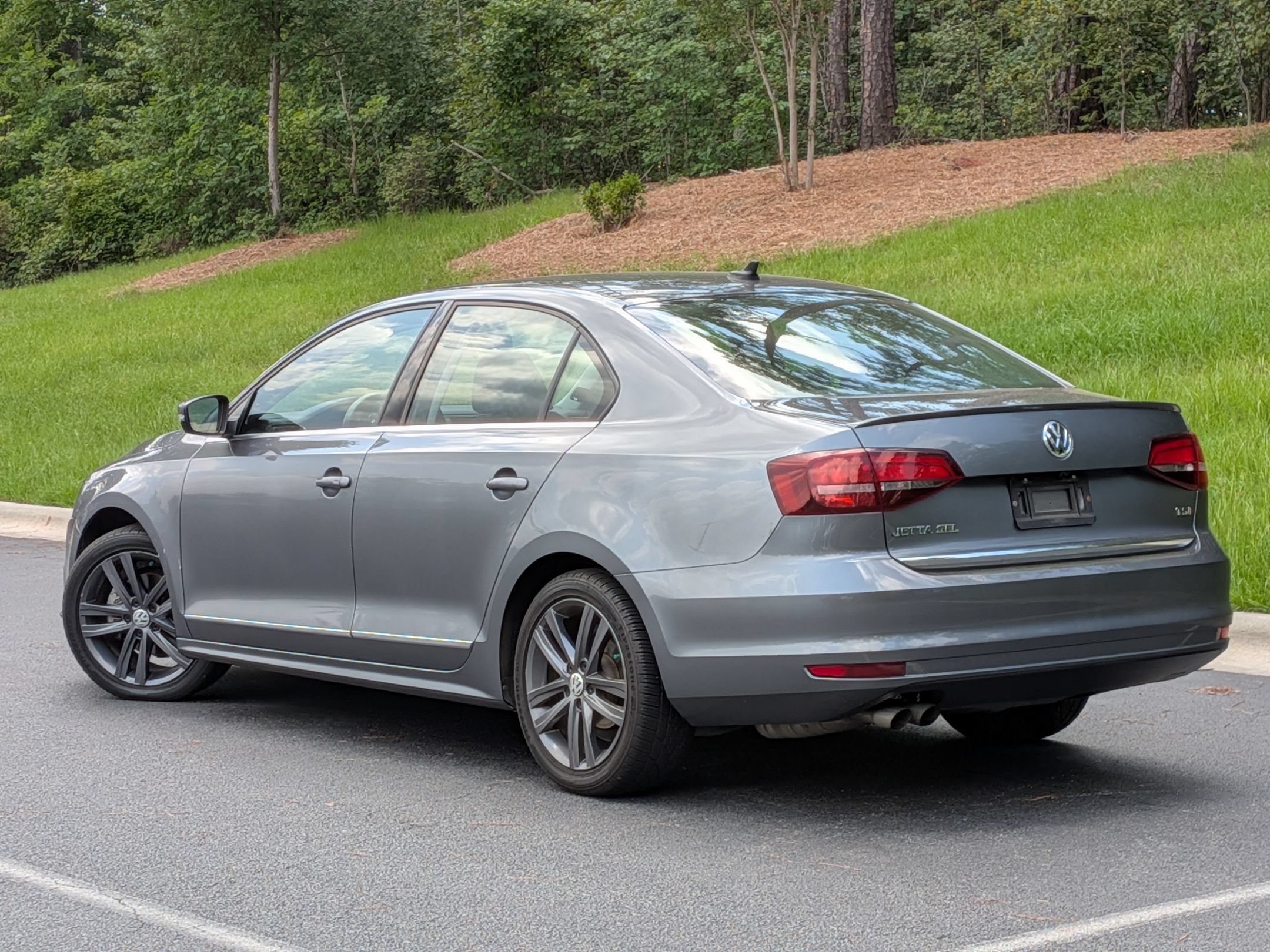 volkswagen jetta 2018 3VWL17AJ8JM212375 image volkswagen jetta 2018 3VWL17AJ8JM212375 image