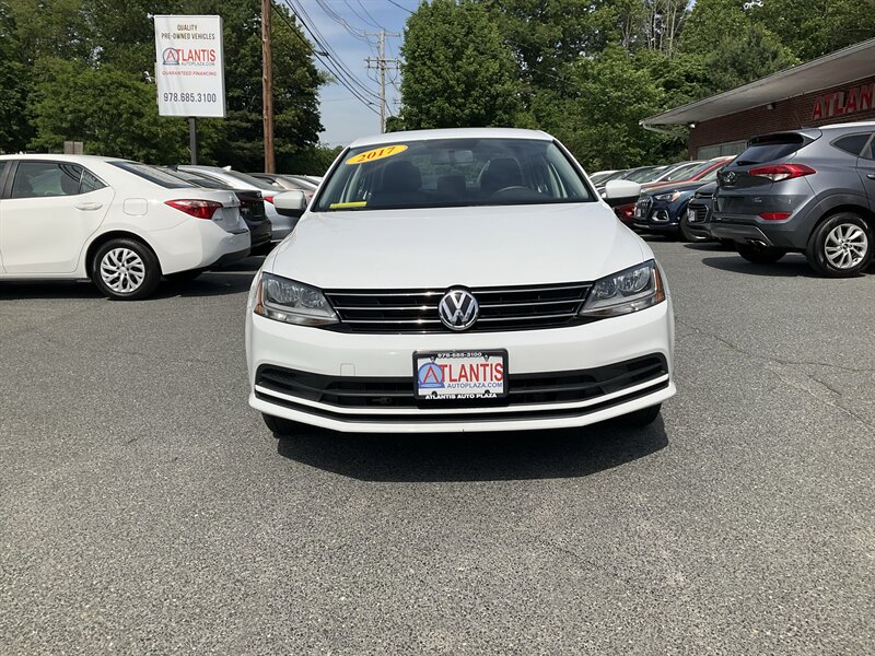 volkswagen jetta 2017 3VW167AJXHM357145 image volkswagen jetta 2017 3VW167AJXHM357145 image