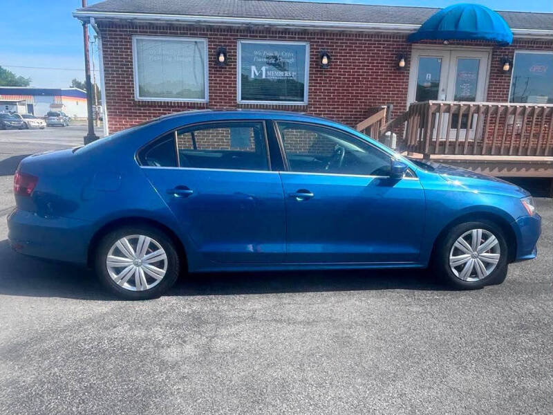 volkswagen jetta 2017 3VW167AJ0HM386539 image volkswagen jetta 2017 3VW167AJ0HM386539 image