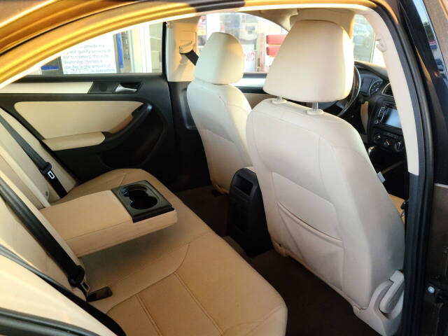 volkswagen jetta 2012 3VWLL7AJ4CM386764 image volkswagen jetta 2012 3VWLL7AJ4CM386764 image