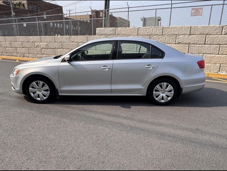 volkswagen jetta 2012 3VWDP7AJ7CM370566 image volkswagen jetta 2012 3VWDP7AJ7CM370566 image