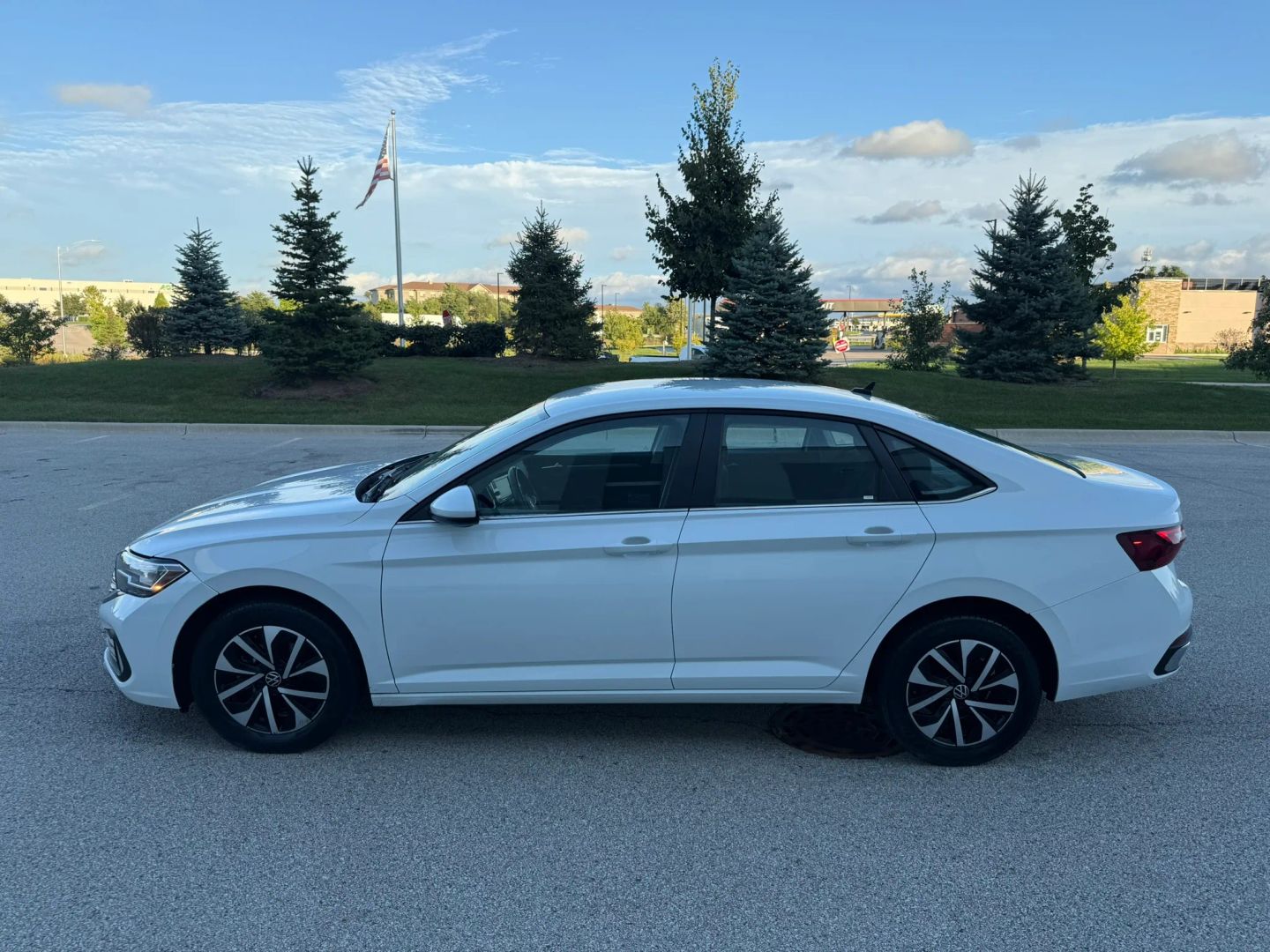 volkswagen jetta 2024 3VW5M7BU7RM049349 image volkswagen jetta 2024 3VW5M7BU7RM049349 image