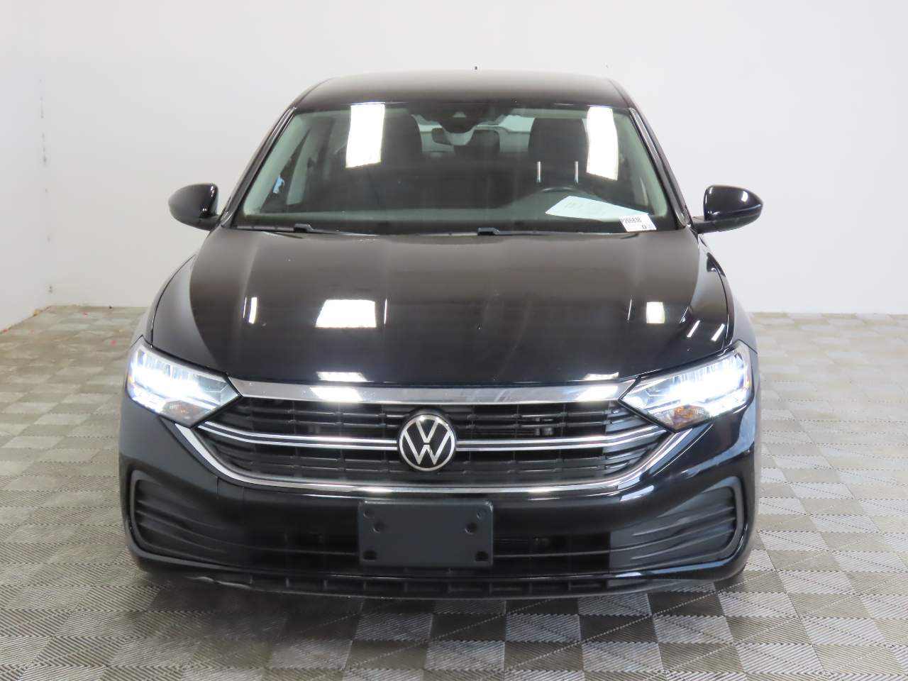 volkswagen jetta 2024 3VW5M7BU1RM028240 image volkswagen jetta 2024 3VW5M7BU1RM028240 image