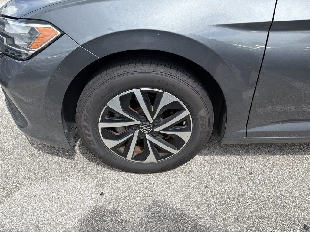 volkswagen jetta 2024 3VW5M7BU3RM030393 image volkswagen jetta 2024 3VW5M7BU3RM030393 image