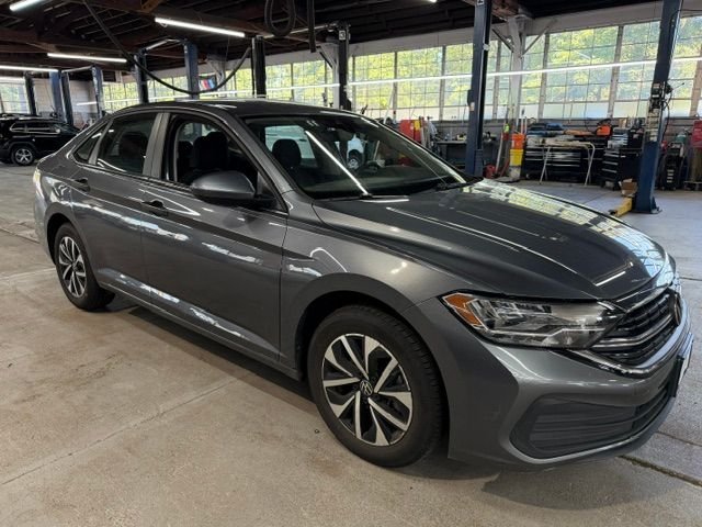 volkswagen jetta 2024 3VW5M7BU3RM006904 image volkswagen jetta 2024 3VW5M7BU3RM006904 image