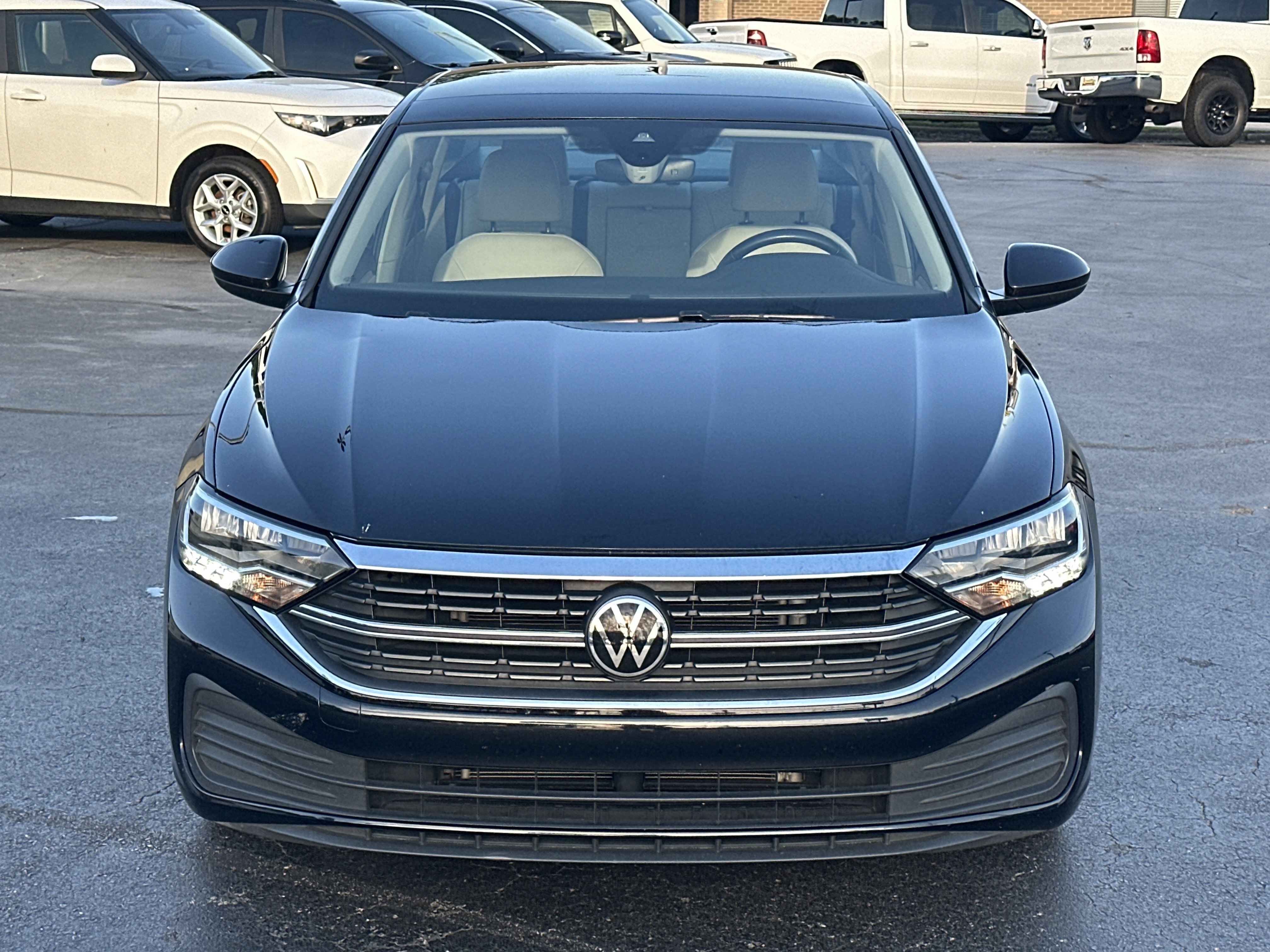 volkswagen jetta 2024 3VW7M7BU1RM047136 image volkswagen jetta 2024 3VW7M7BU1RM047136 image