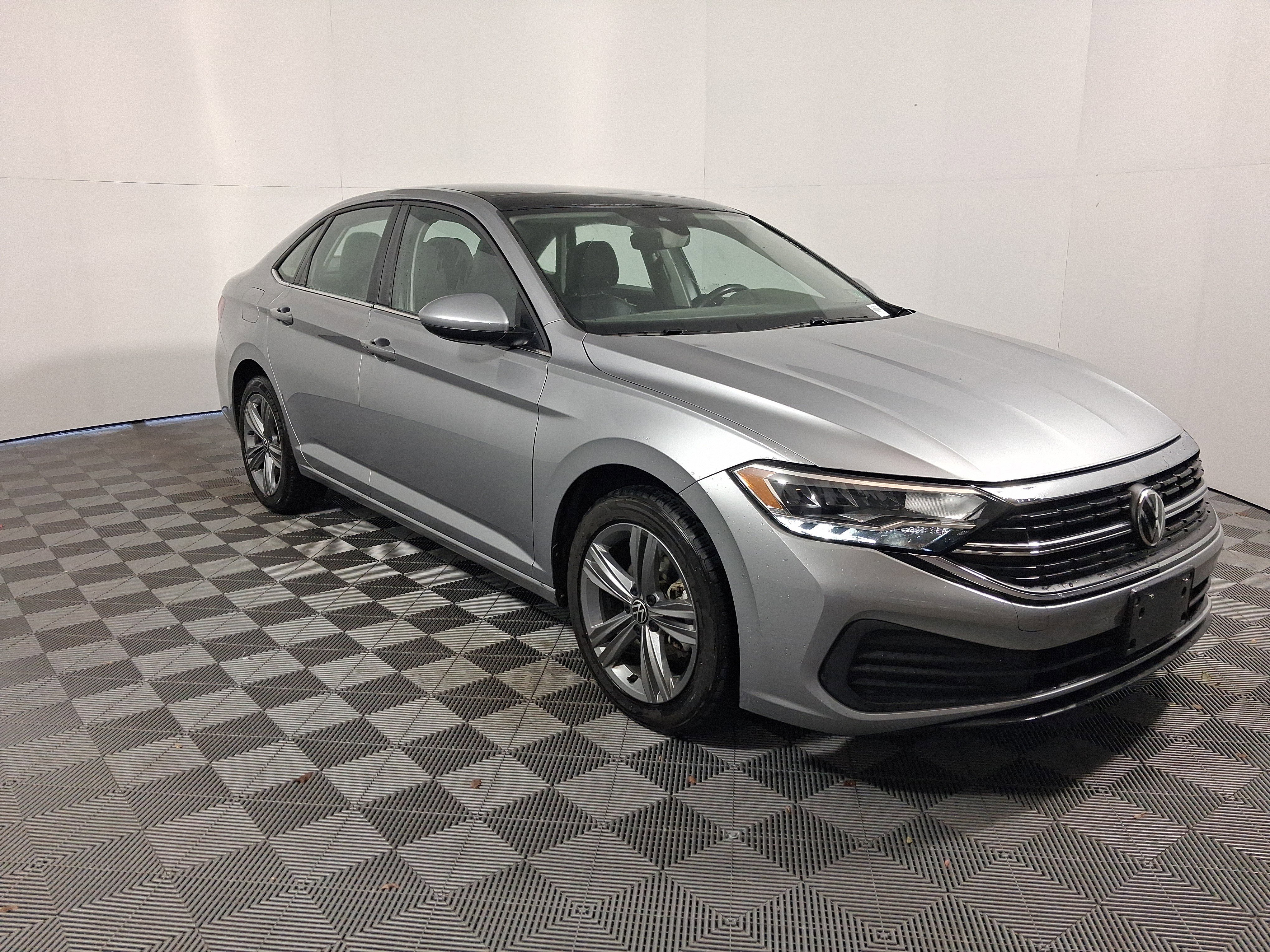 volkswagen jetta 2024 3VW7M7BU2RM070926 image volkswagen jetta 2024 3VW7M7BU2RM070926 image