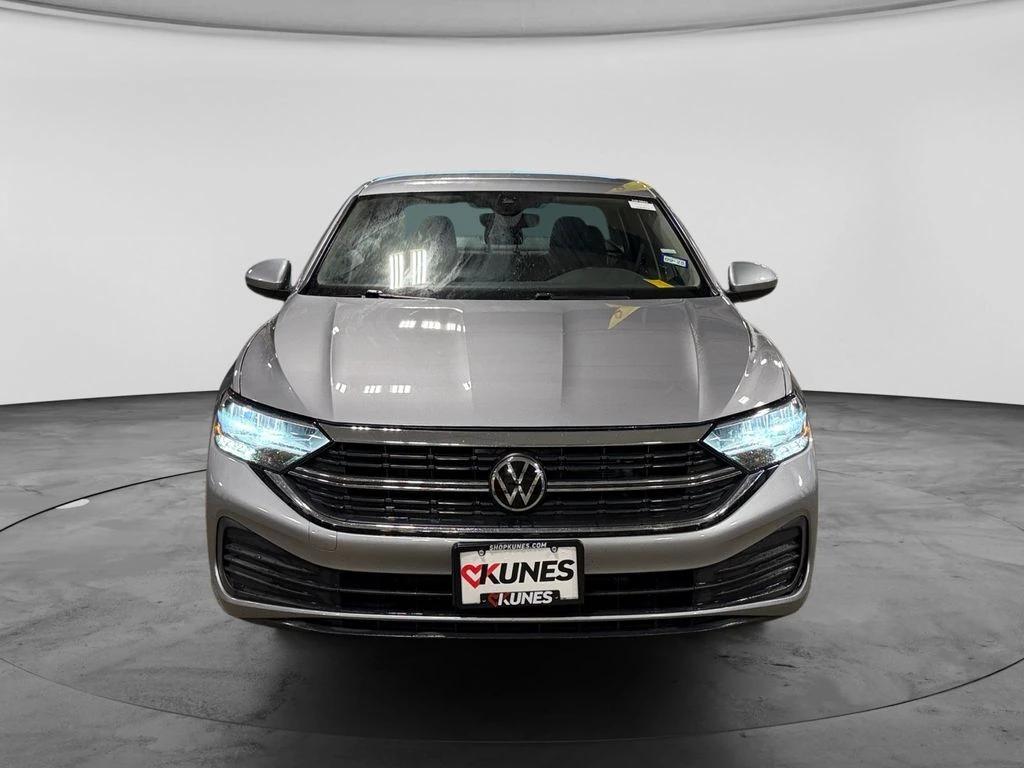 volkswagen jetta 2024 3VWEM7BU6RM014768 image volkswagen jetta 2024 3VWEM7BU6RM014768 image