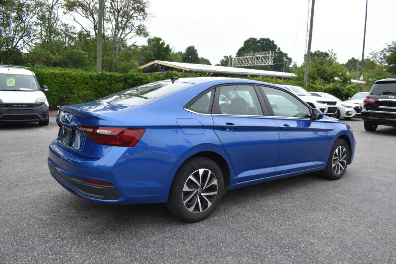 volkswagen jetta 2024 3VW5M7BU3RM092411 image volkswagen jetta 2024 3VW5M7BU3RM092411 image