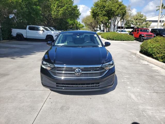 volkswagen jetta 2024 3VW7M7BU2RM093154 image volkswagen jetta 2024 3VW7M7BU2RM093154 image