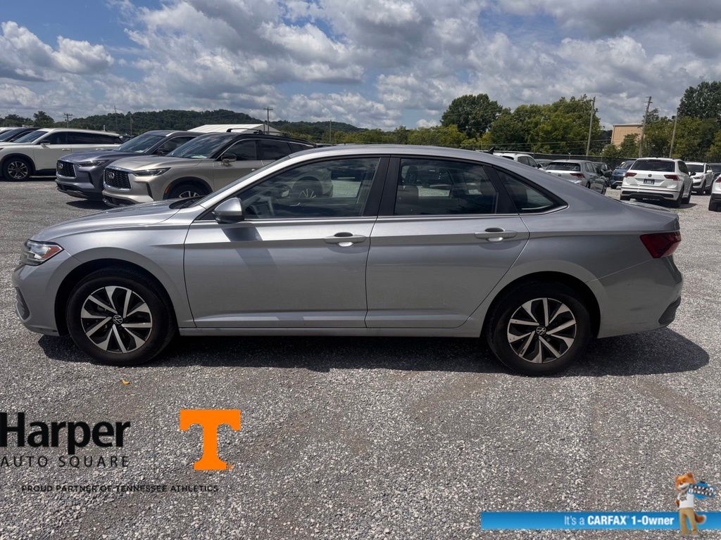 volkswagen jetta 2024 3VW5M7BU0RM092592 image volkswagen jetta 2024 3VW5M7BU0RM092592 image