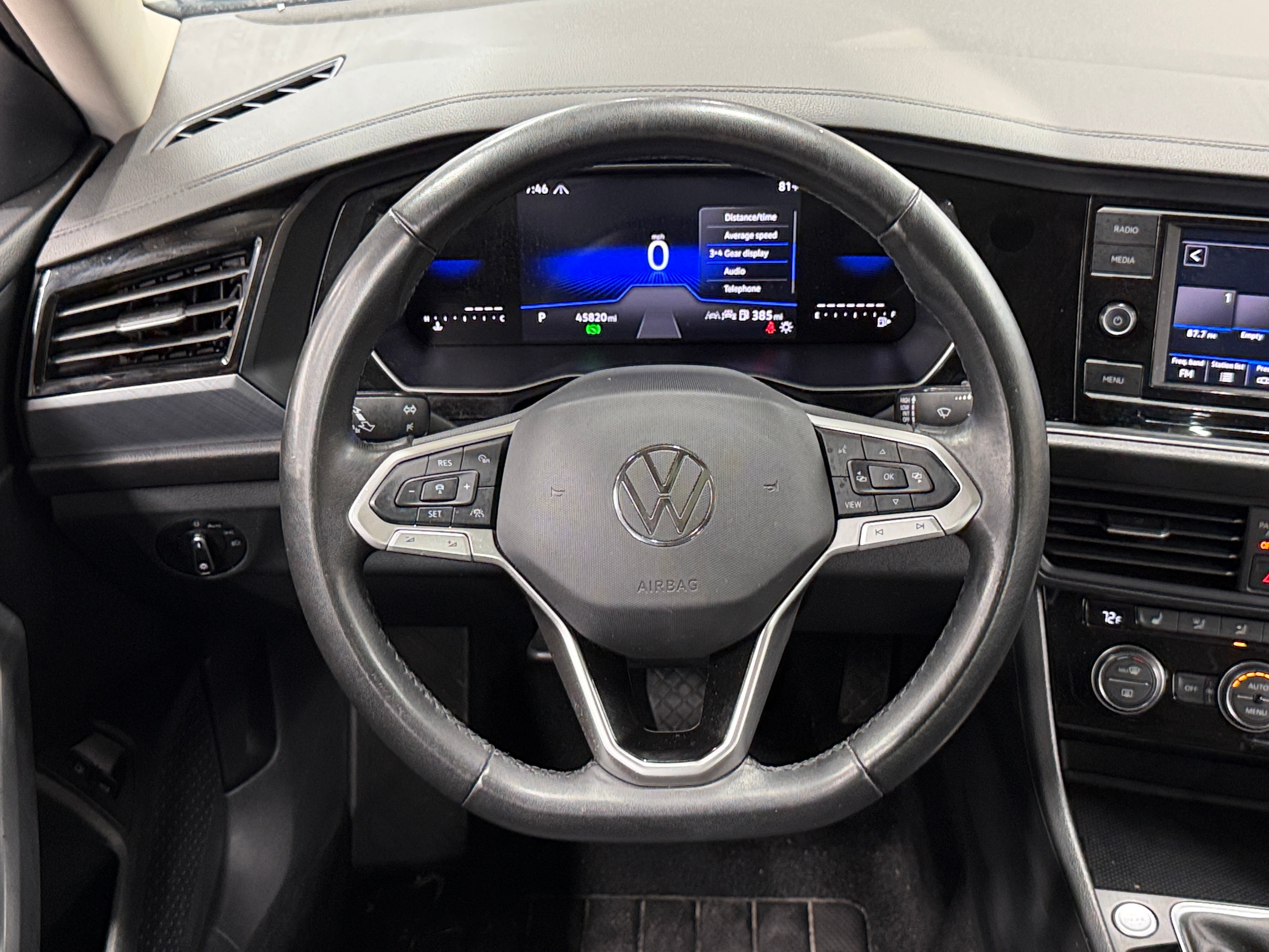 volkswagen jetta 2024 3VW7M7BU0RM072478 image volkswagen jetta 2024 3VW7M7BU0RM072478 image