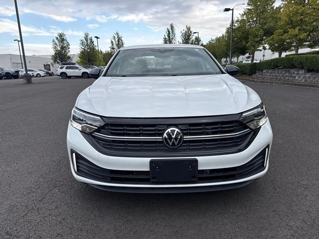 volkswagen jetta 2024 3VWAM7BUXRM014030 image volkswagen jetta 2024 3VWAM7BUXRM014030 image