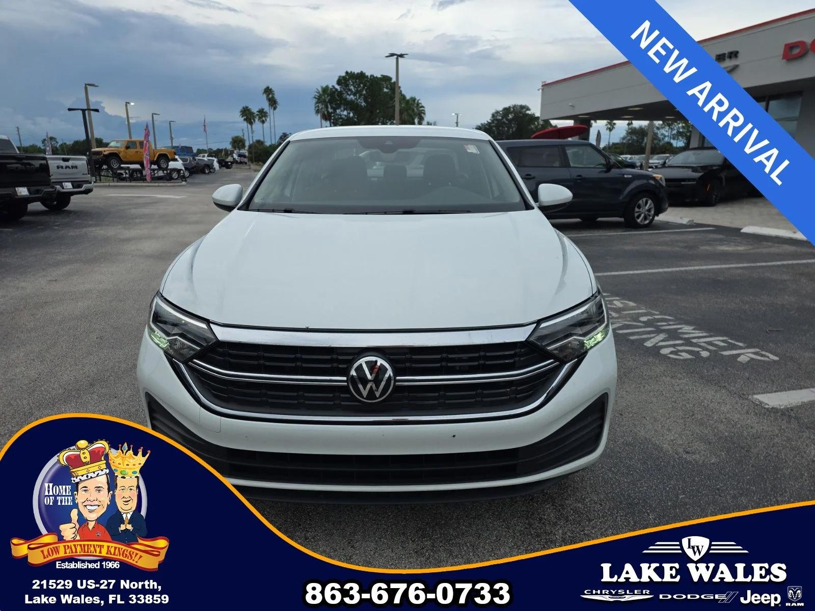 volkswagen jetta 2024 3VW5M7BU0RM032246 image volkswagen jetta 2024 3VW5M7BU0RM032246 image