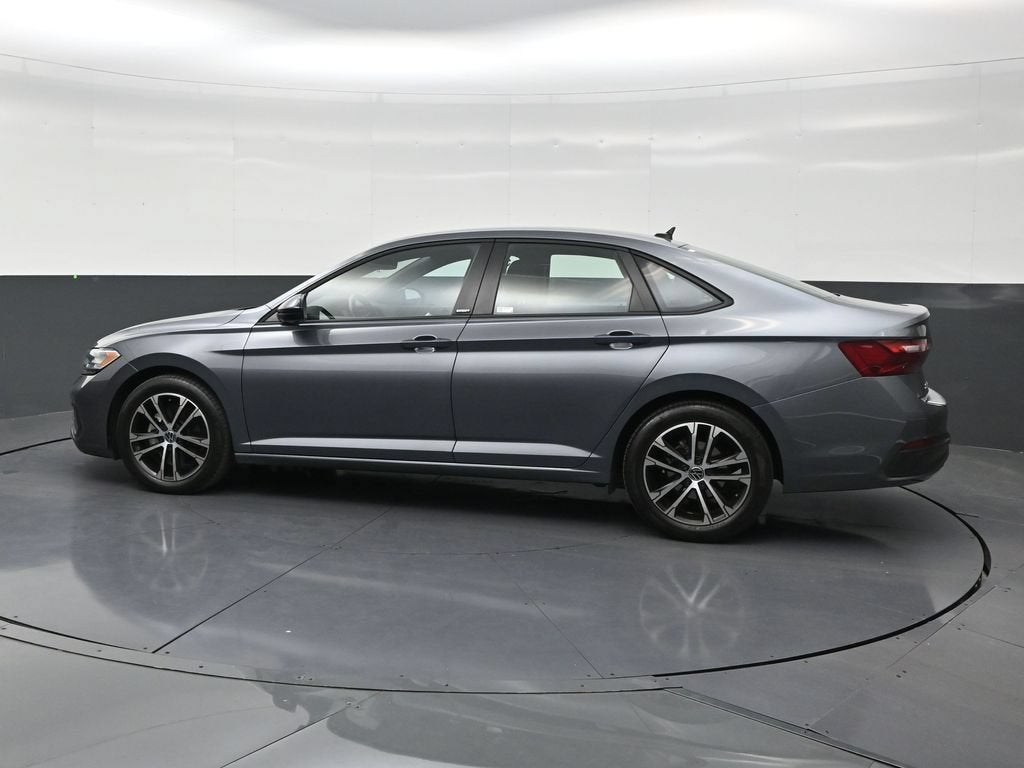 volkswagen jetta 2024 3VWBM7BUXRM022634 image