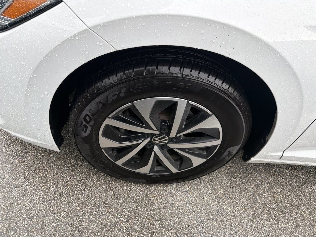 volkswagen jetta 2024 3VW5M7BUXRM071748 image volkswagen jetta 2024 3VW5M7BUXRM071748 image