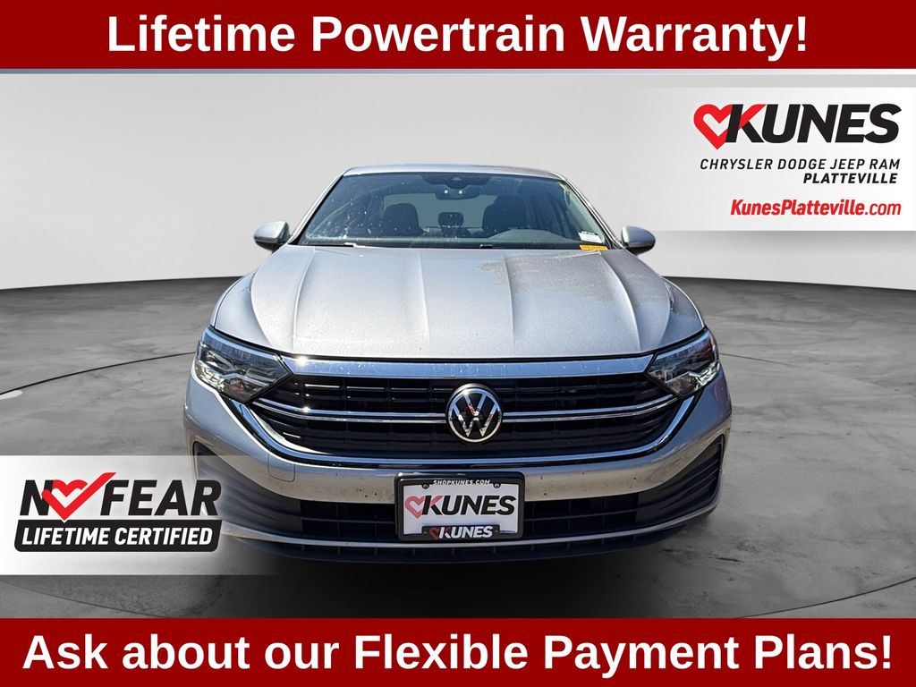 volkswagen jetta 2024 3VW5M7BU8RM072381 image volkswagen jetta 2024 3VW5M7BU8RM072381 image