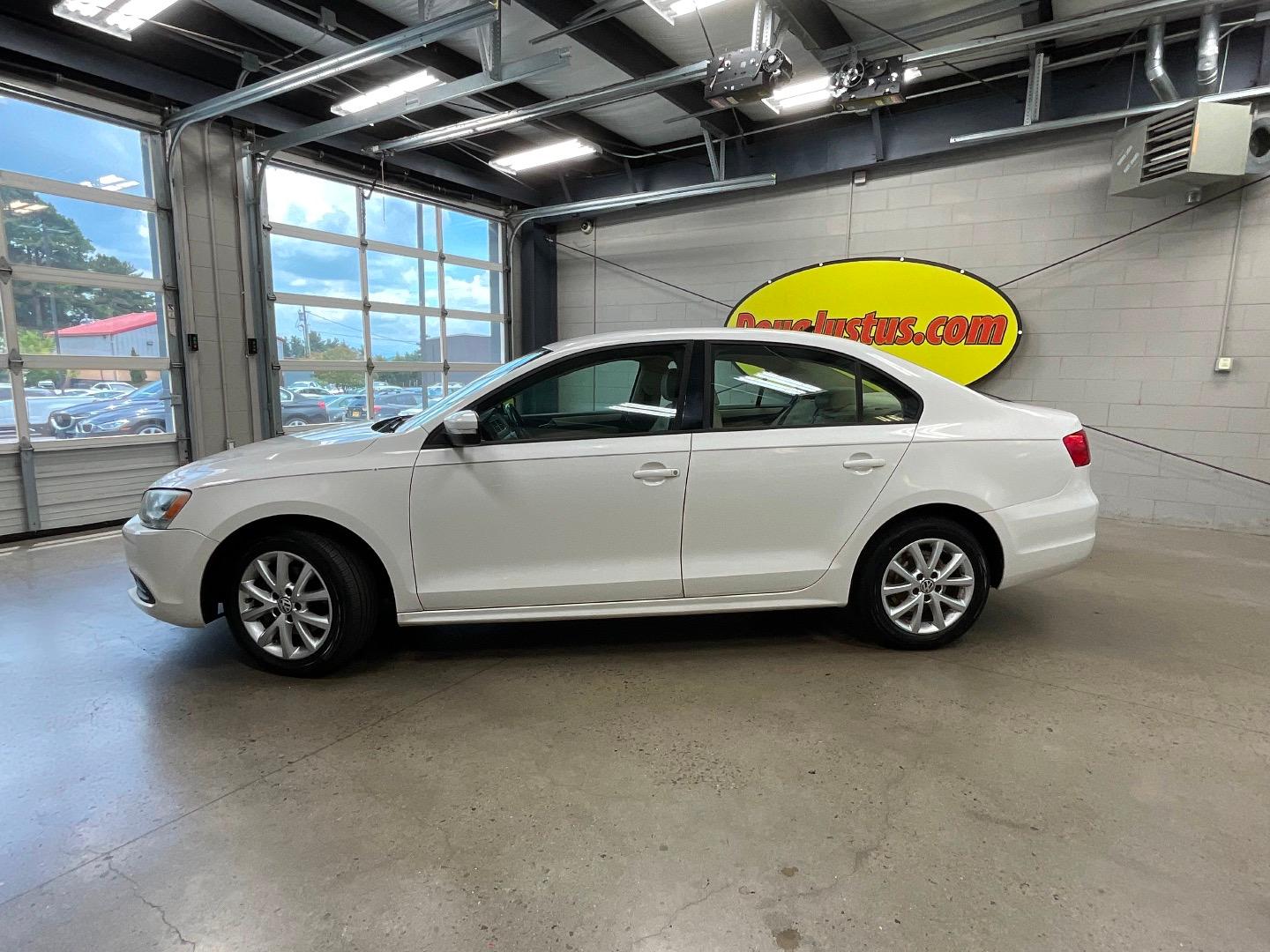 volkswagen jetta 2011 3VWDX7AJ8BM319222 image volkswagen jetta 2011 3VWDX7AJ8BM319222 image