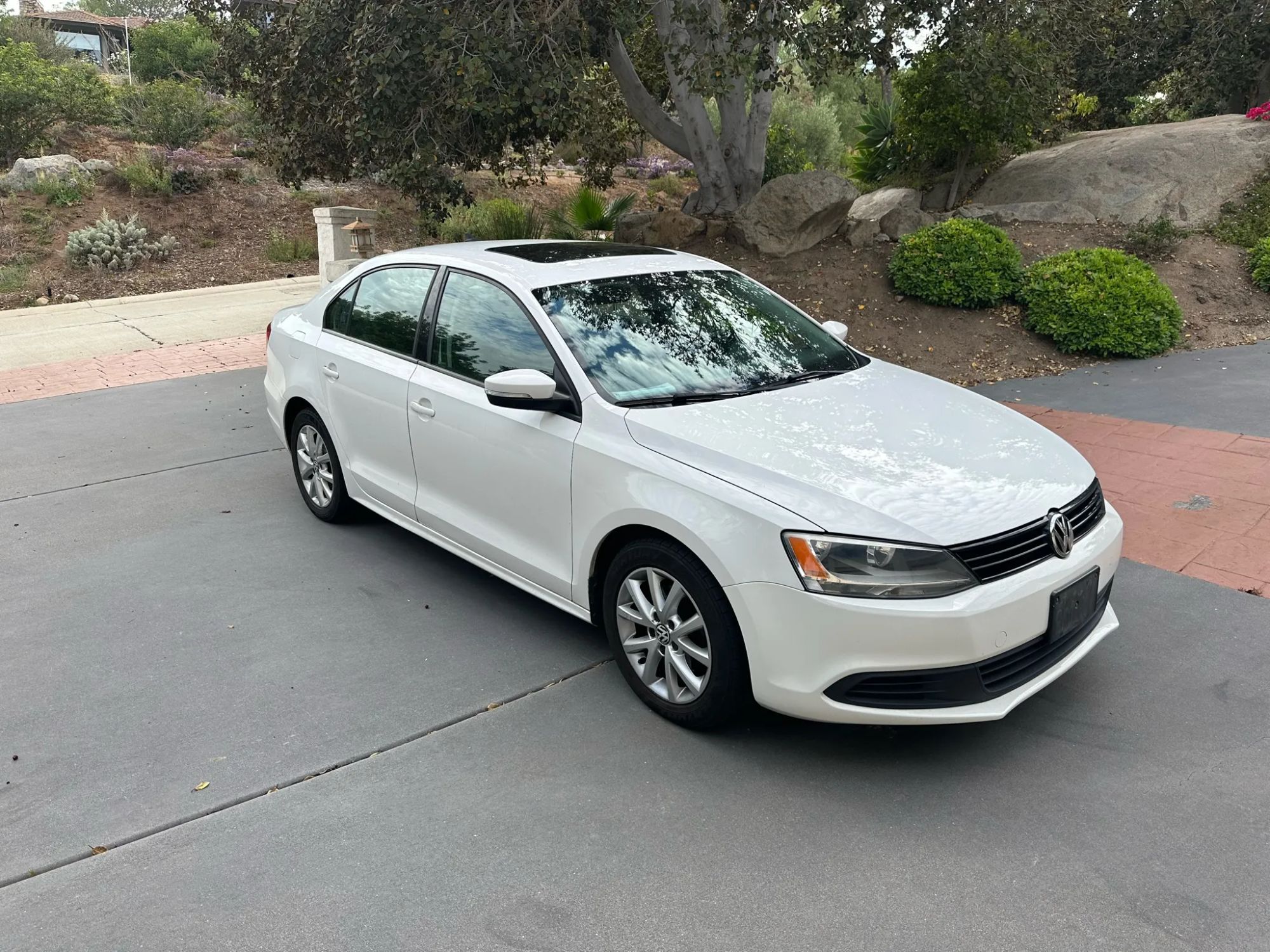 volkswagen jetta 2011 3VWDZ7AJ4BM320703 image volkswagen jetta 2011 3VWDZ7AJ4BM320703 image